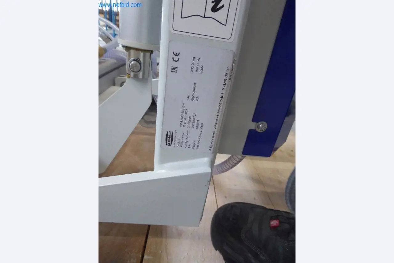 Stroje a zařízení pro obrábění kovů a zdravotnickou techniku-5