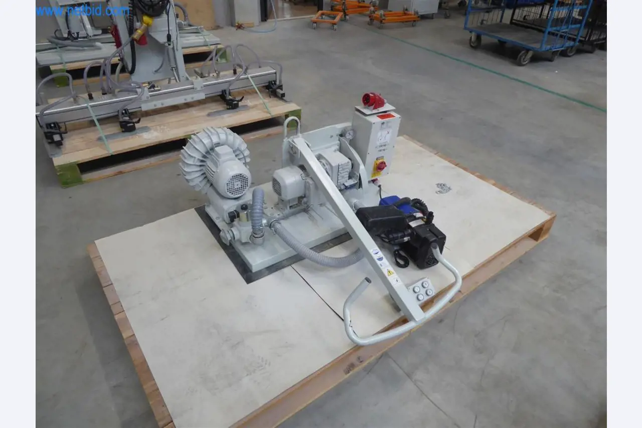 Stroje a zařízení pro obrábění kovů a zdravotnickou techniku-2