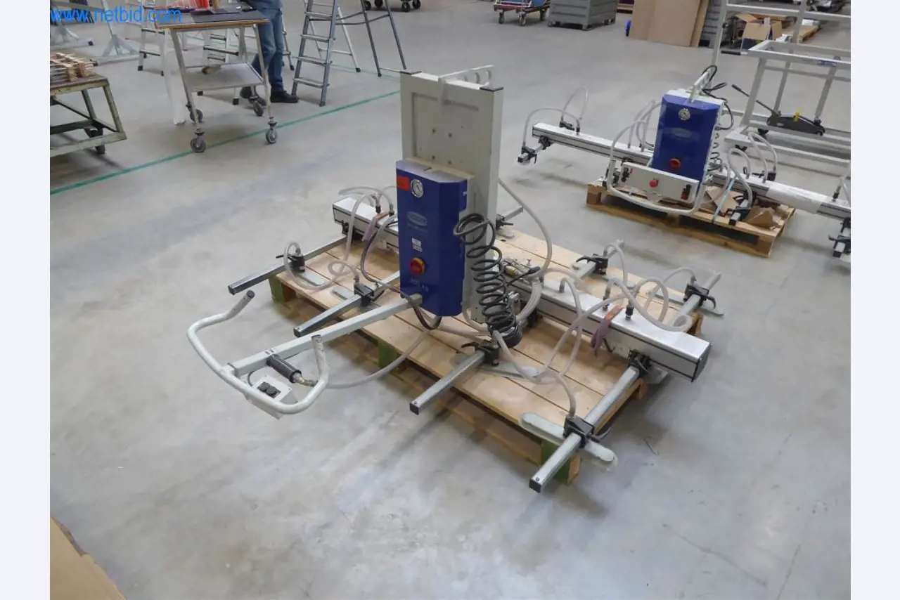 Stroje a zařízení pro obrábění kovů a zdravotnickou techniku-2