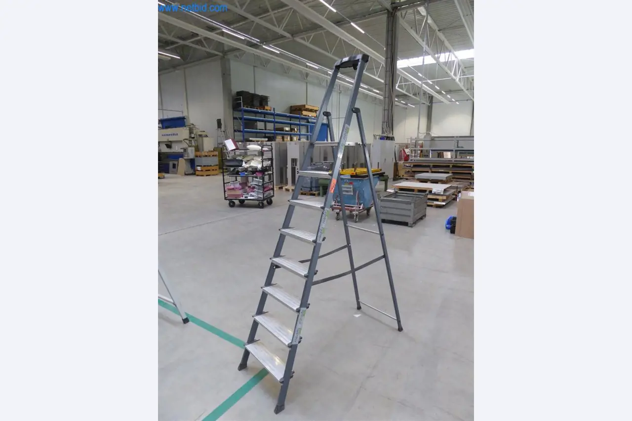 Stroje a zařízení pro obrábění kovů a zdravotnickou techniku-1