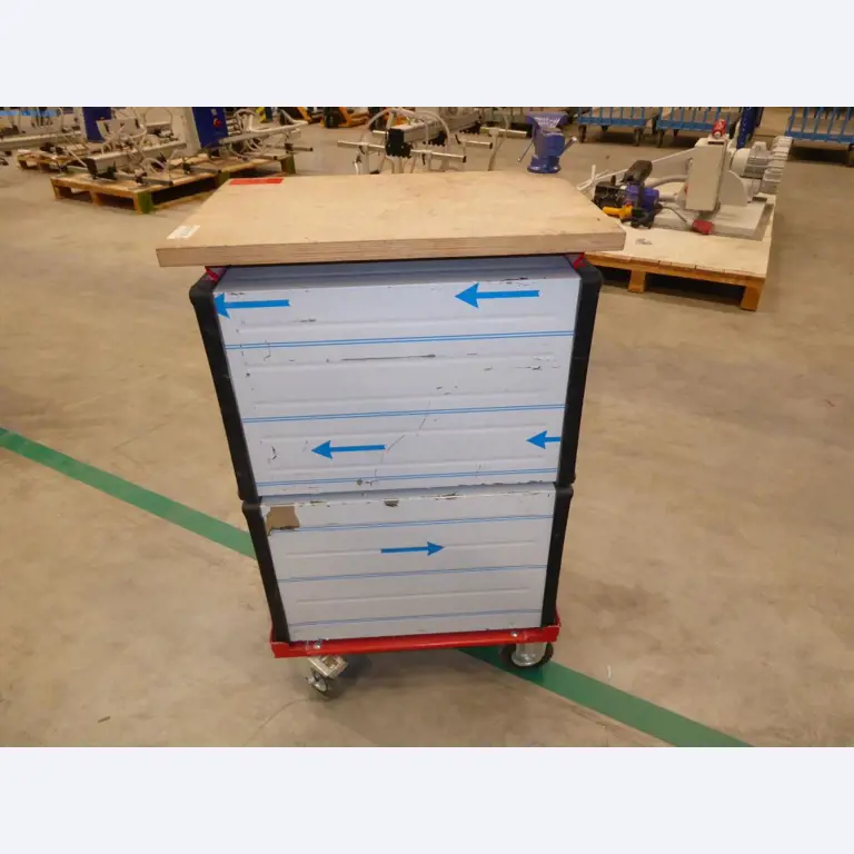 Maschinen u. Betriebsausstattung aus der Metallbearbeitung u. Medizintechnik -2