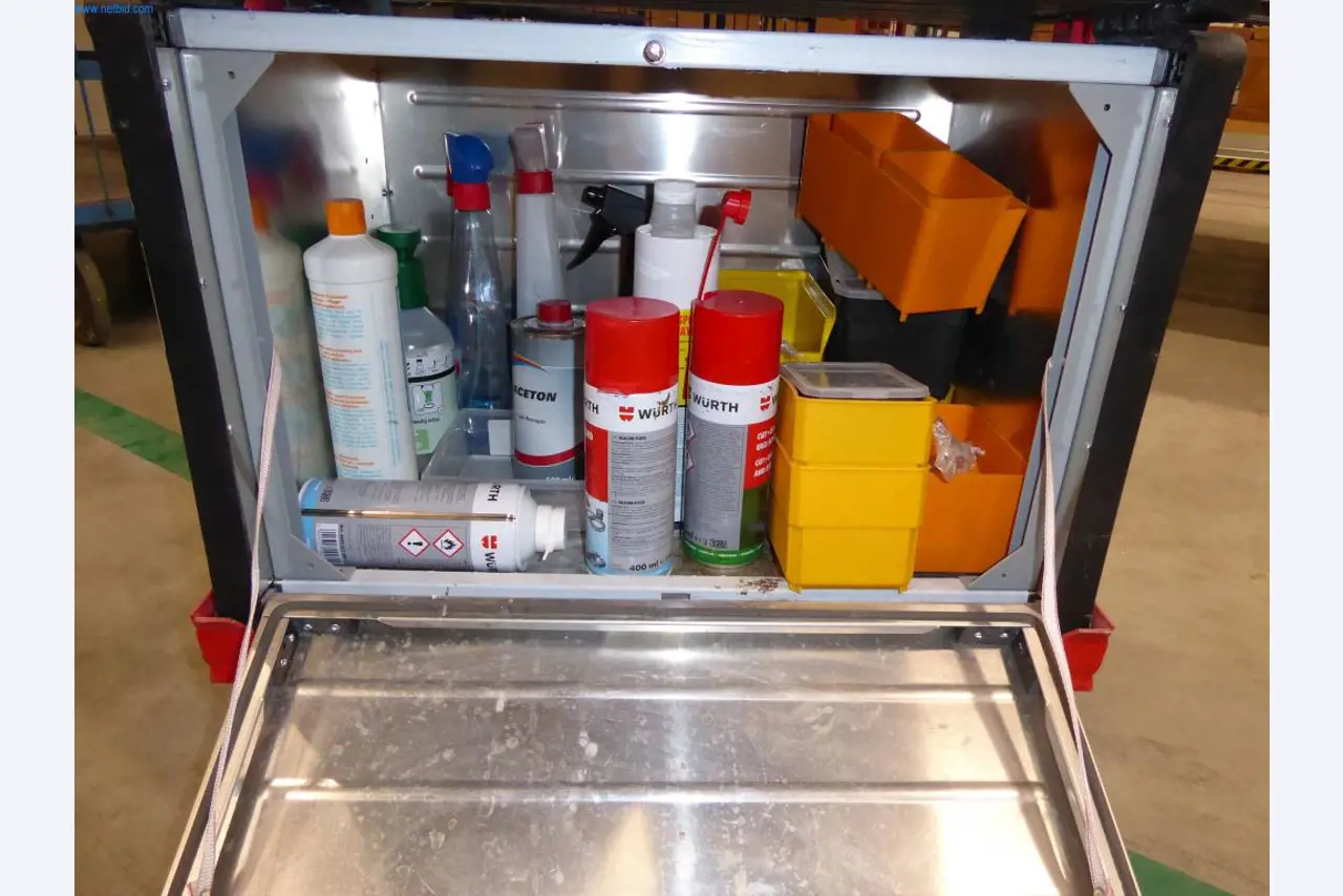 Maschinen u. Betriebsausstattung aus der Metallbearbeitung u. Medizintechnik -7