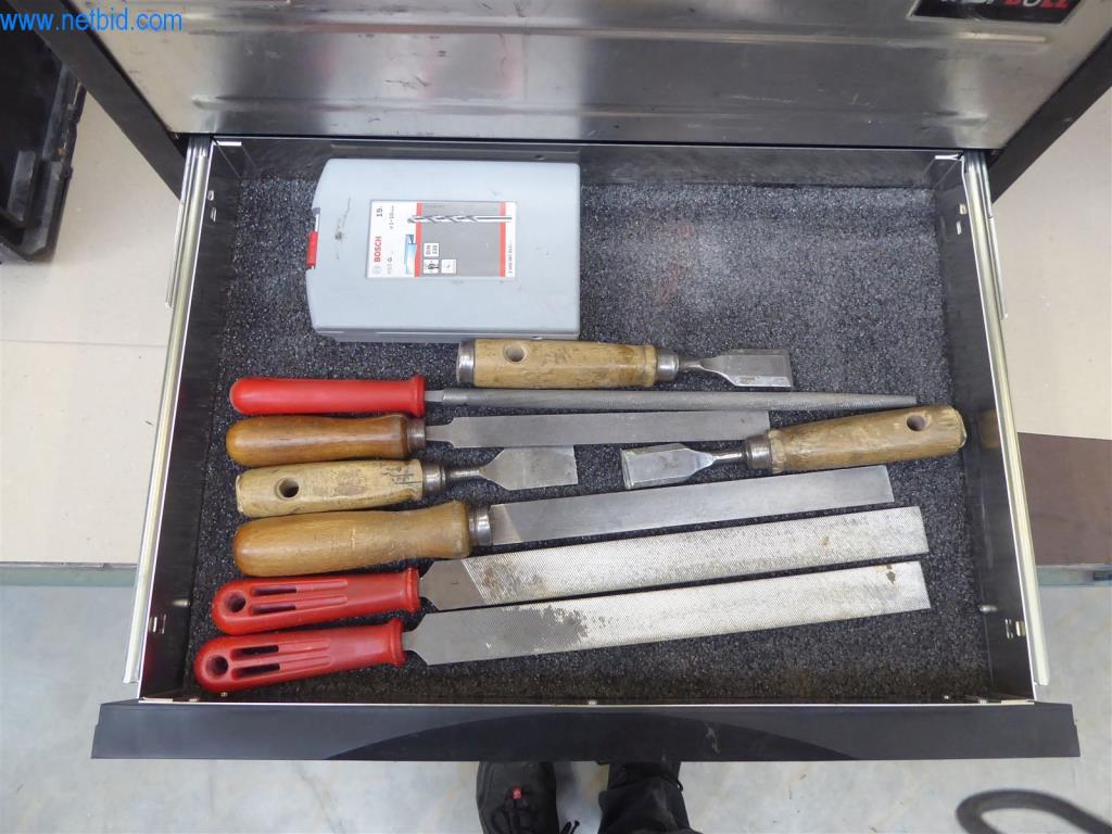 Stroje a zařízení pro obrábění kovů a zdravotnickou techniku-3