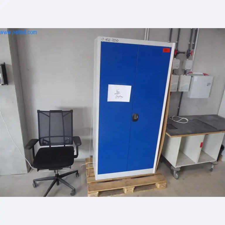 Maschinen u. Betriebsausstattung aus der Metallbearbeitung u. Medizintechnik -1