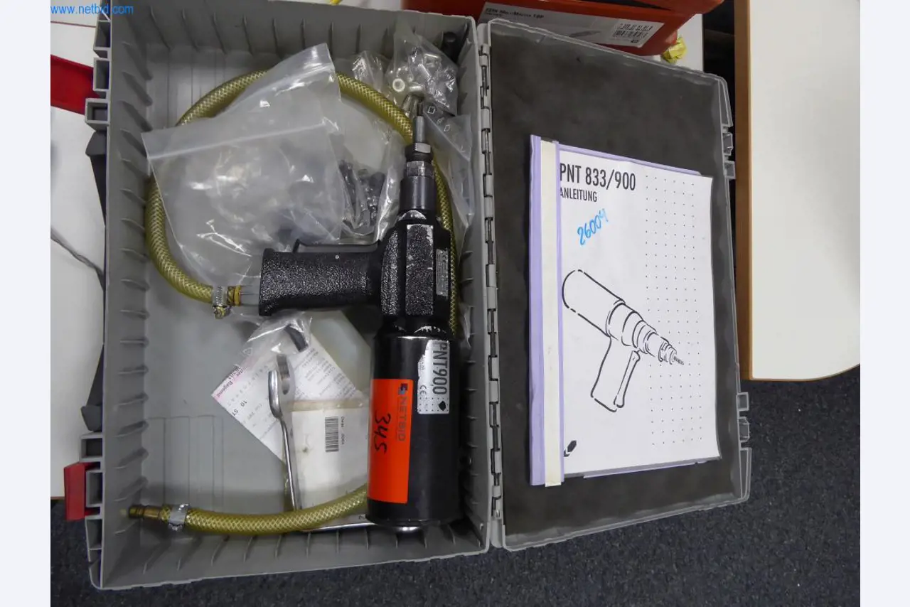 Maschinen u. Betriebsausstattung aus der Metallbearbeitung u. Medizintechnik -1