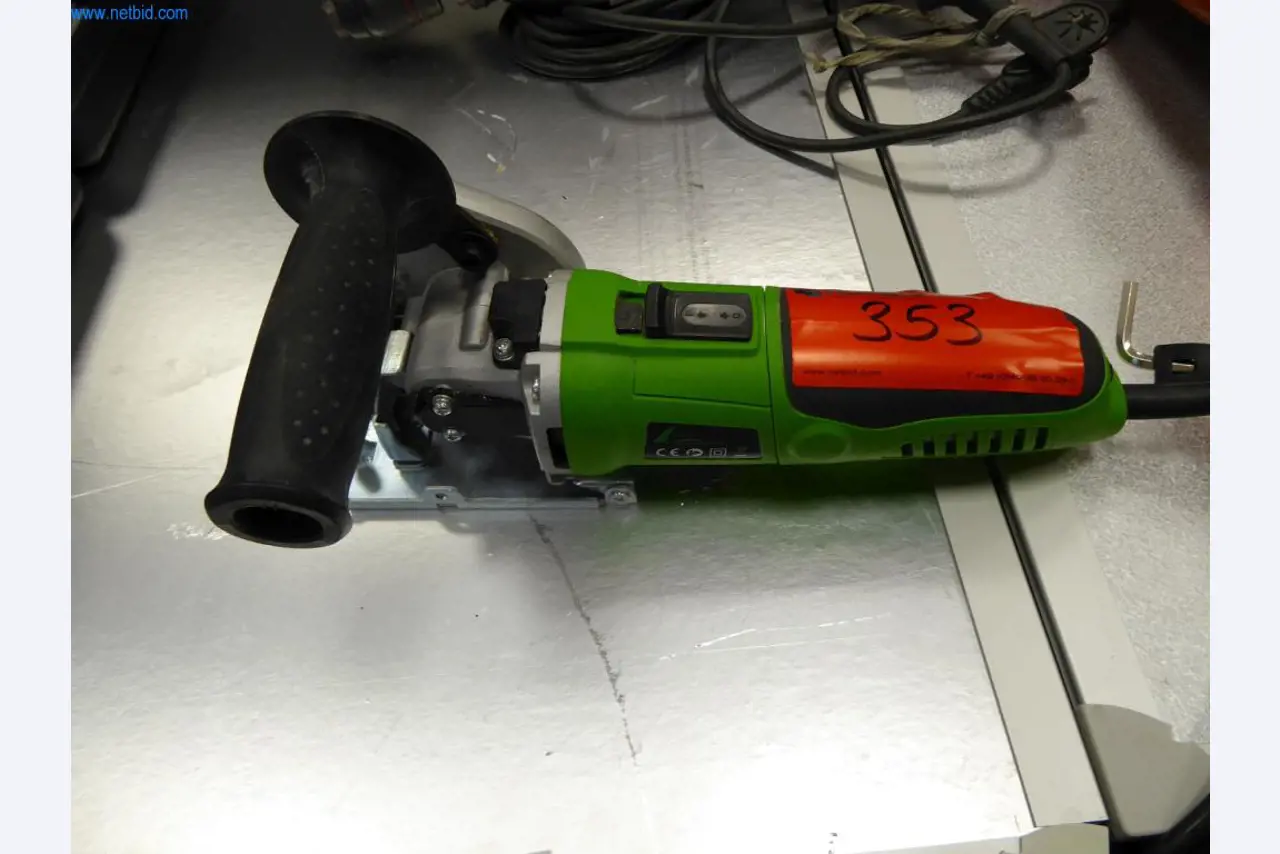 Maschinen u. Betriebsausstattung aus der Metallbearbeitung u. Medizintechnik -2