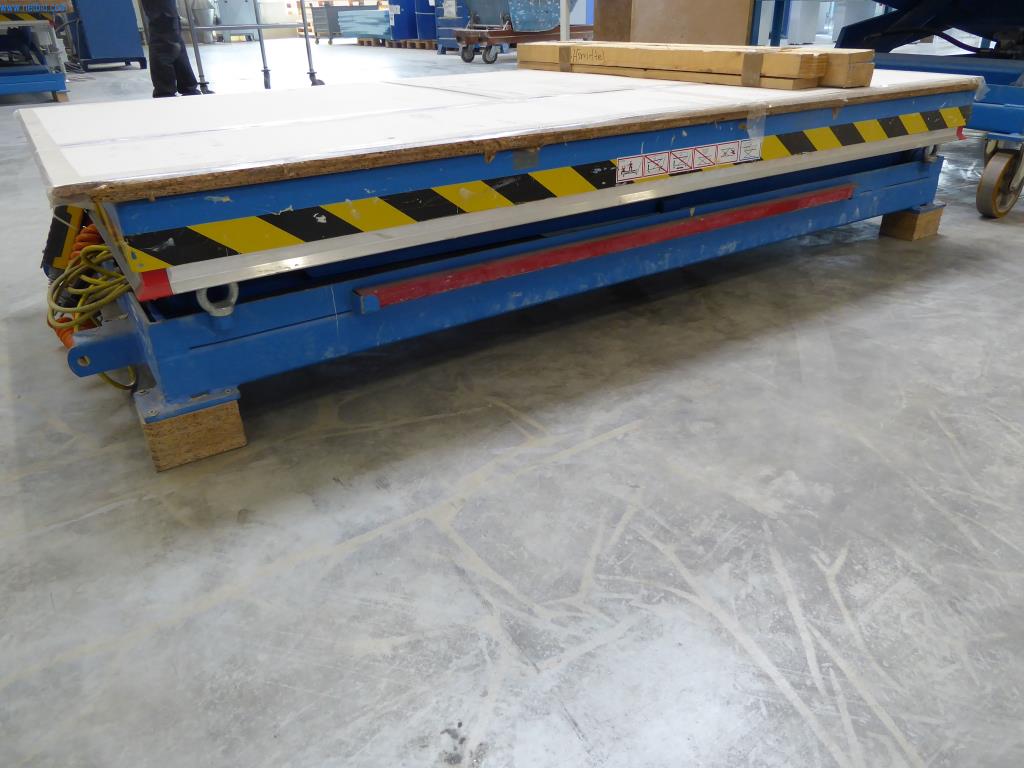 Stroje a zařízení pro obrábění kovů a zdravotnickou techniku-2