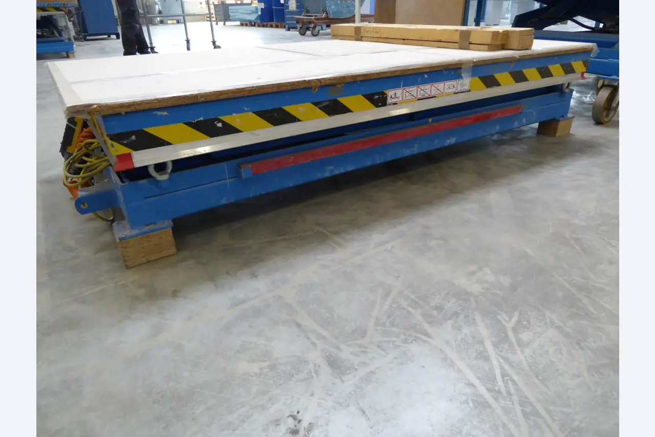 Stroje a zařízení pro obrábění kovů a zdravotnickou techniku-2