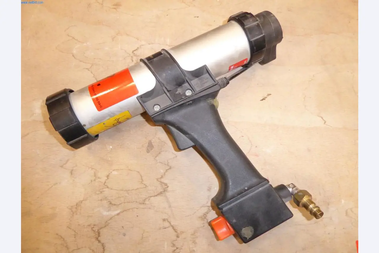 Stroje a zařízení pro obrábění kovů a zdravotnickou techniku-1