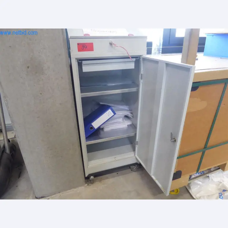 Stroje a zařízení pro obrábění kovů a zdravotnickou techniku-2