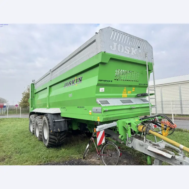 young JOSKIN spreader trailer and a package of new agricultural implements from an insurance settlement-1