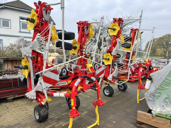 young JOSKIN spreader trailer and a package of new agricultural implements from an insurance settlement-8