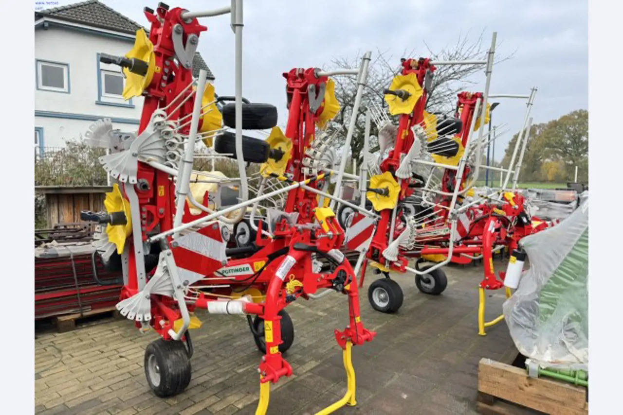 young JOSKIN spreader trailer and a package of new agricultural implements from an insurance settlement-8
