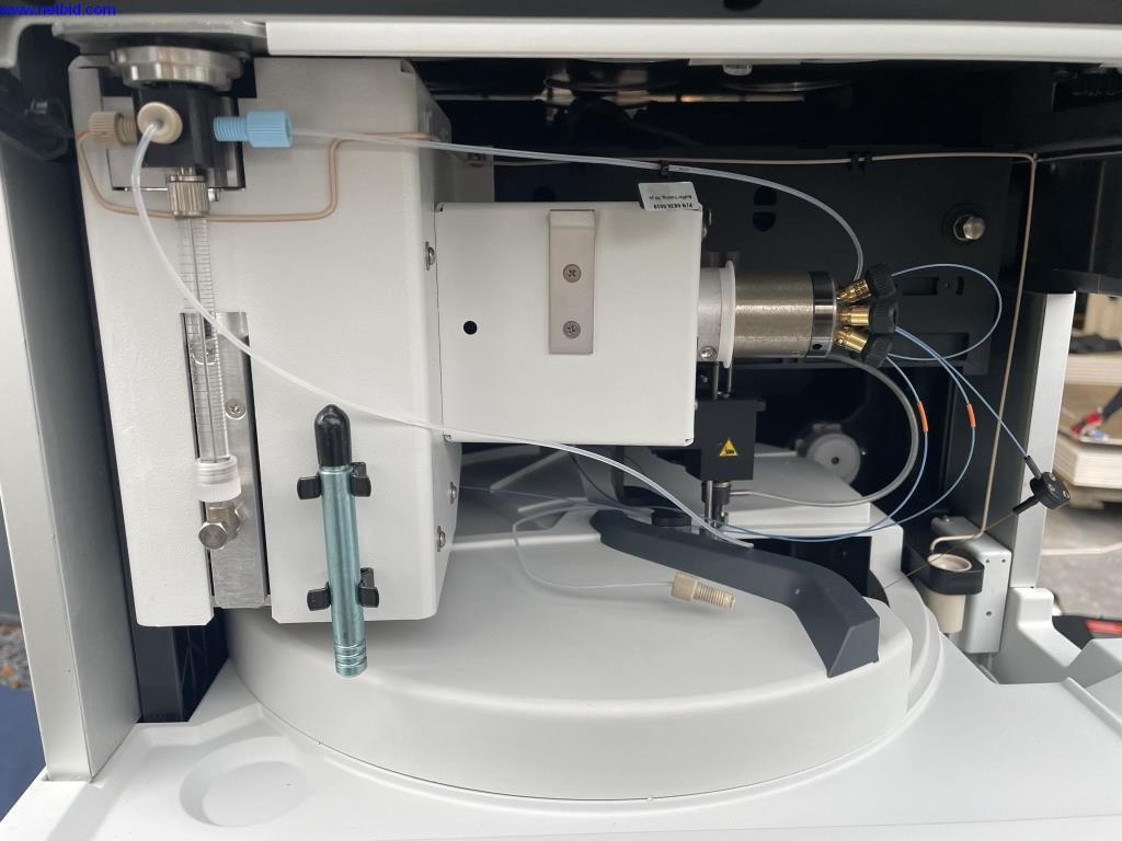 Massenspektrometer mit div. Zubehör -37