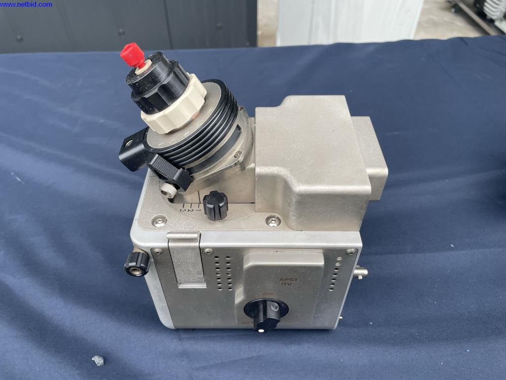 Massenspektrometer mit div. Zubehör -51