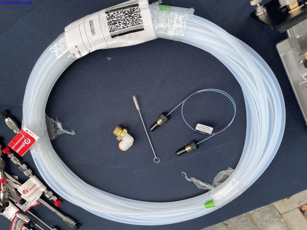 Massenspektrometer mit div. Zubehör -70