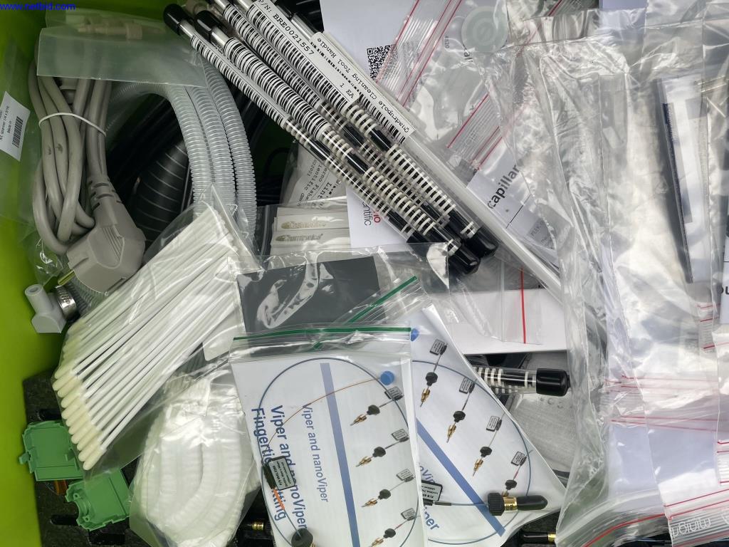 Massenspektrometer mit div. Zubehör -86