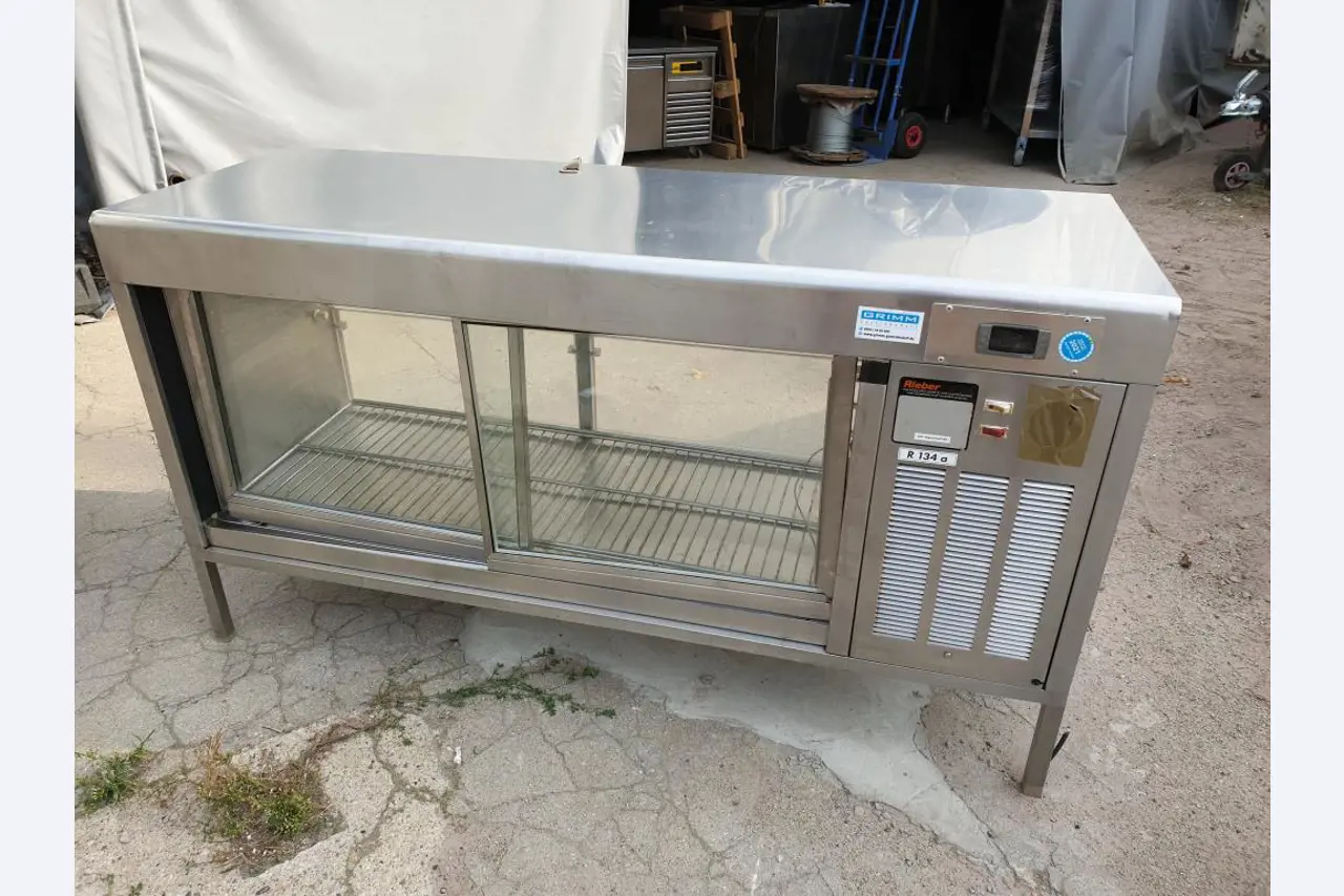 strojní a provozní vybavení jídelen / stravovacích zařízení / a dílen-1