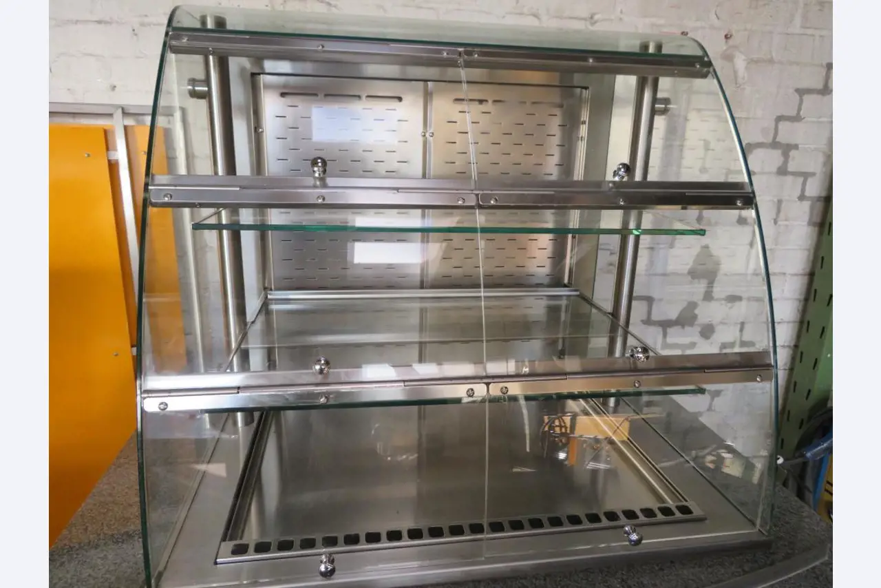 Strojna in operativna oprema iz kuhinje jedilnice / gostinstva / in delavnice-2