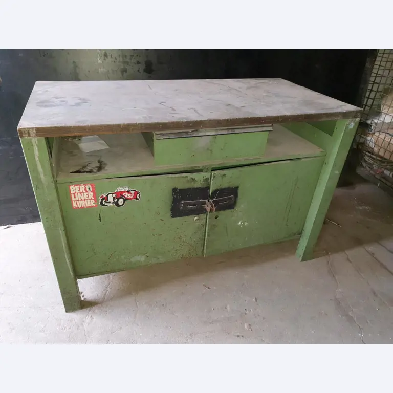 strojní a provozní vybavení jídelen / stravovacích zařízení / a dílen-1