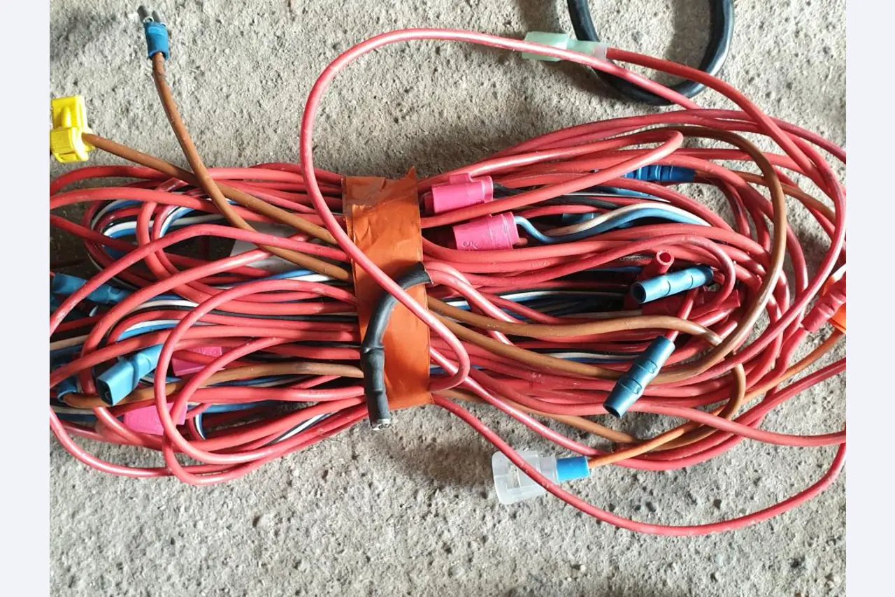 strojní a provozní vybavení jídelen / stravovacích zařízení / a dílen-10