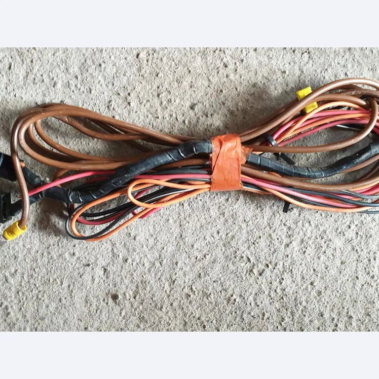 strojní a provozní vybavení jídelen / stravovacích zařízení / a dílen-11