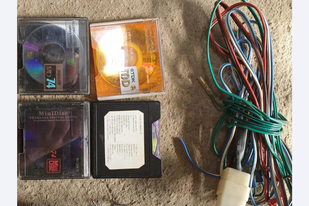 strojní a provozní vybavení jídelen / stravovacích zařízení / a dílen-12