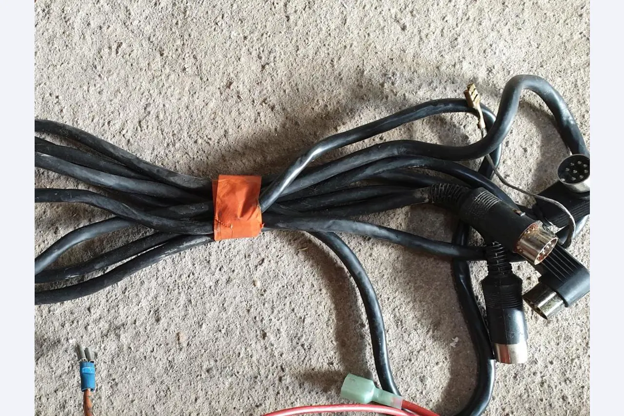 strojní a provozní vybavení jídelen / stravovacích zařízení / a dílen-9