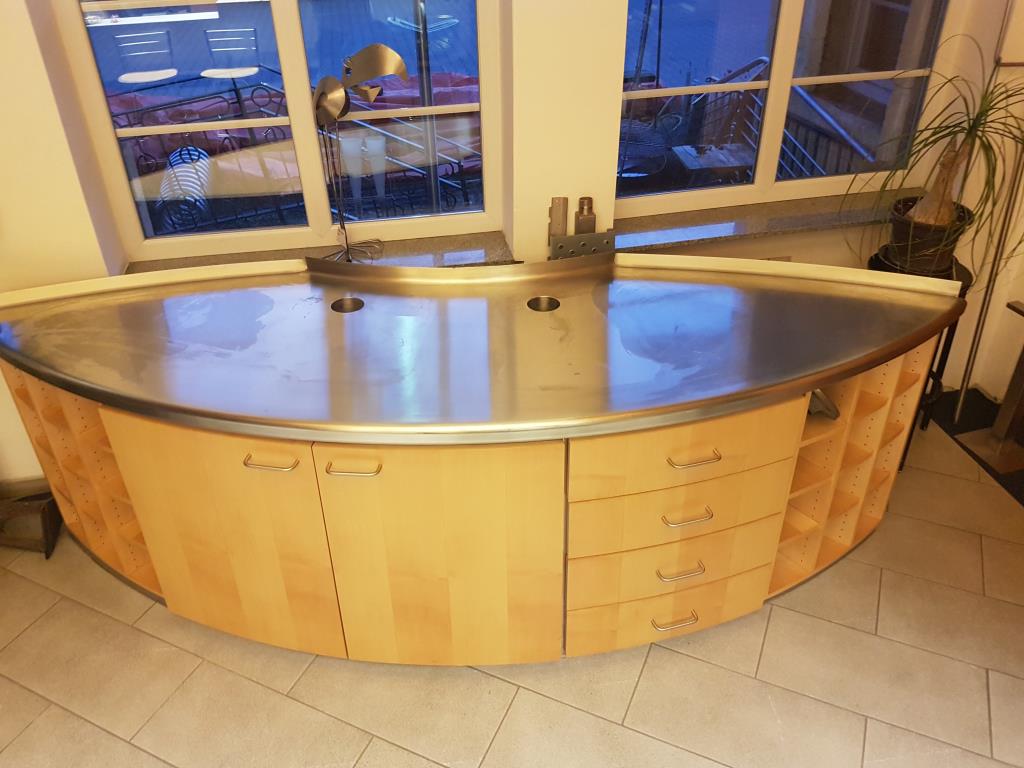 strojní a provozní vybavení jídelen / stravovacích zařízení / a dílen-1