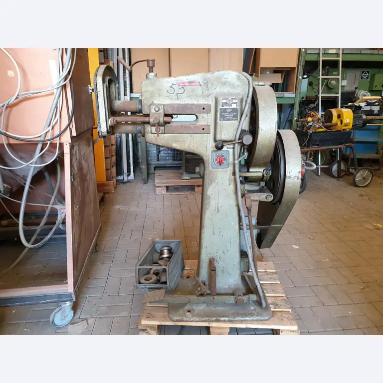 Maschinelle und betriebliche Einrichtung aus dem Großküchen-/ Gastronomie- / und Werkstattbereich-1