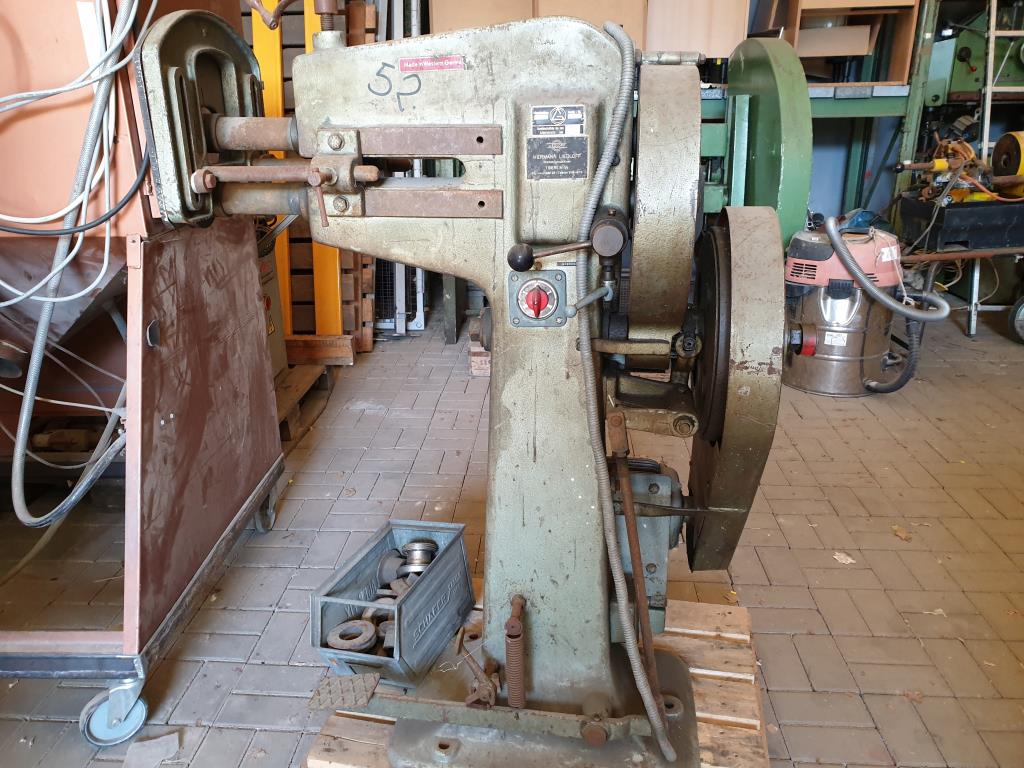 Maschinelle und betriebliche Einrichtung aus dem Großküchen-/ Gastronomie- / und Werkstattbereich-2