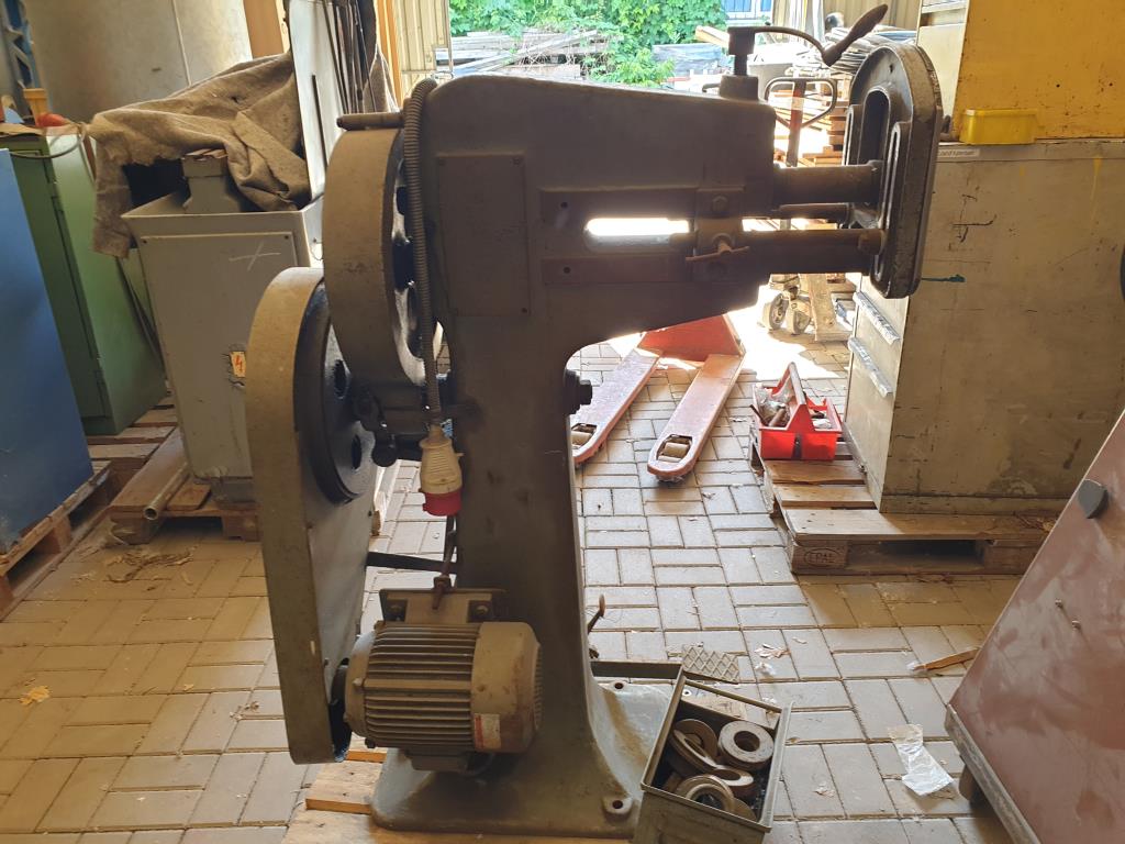 Maschinelle und betriebliche Einrichtung aus dem Großküchen-/ Gastronomie- / und Werkstattbereich-4