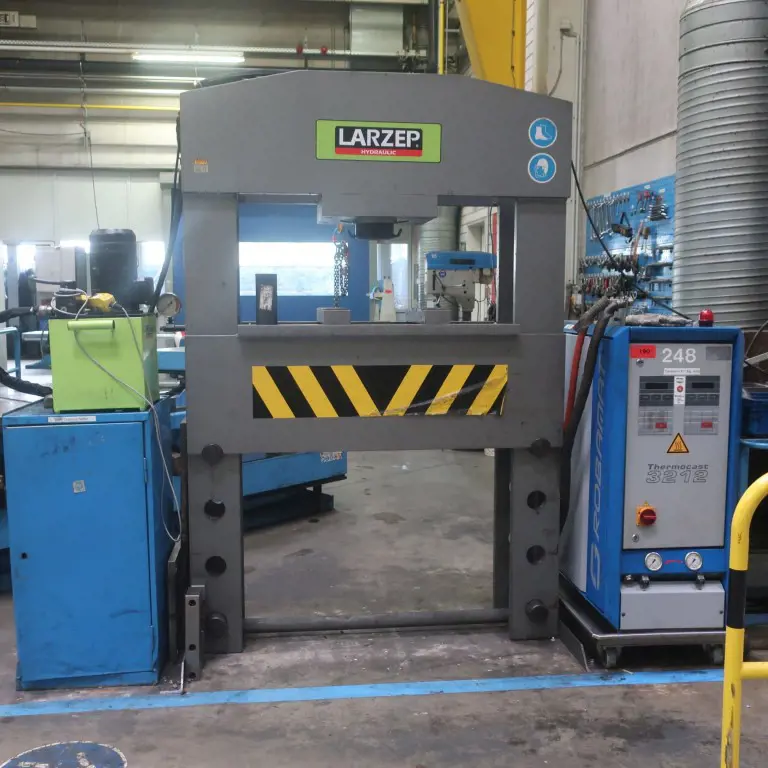 hydr. Werkstattpresse LARZEP EE25030-CE