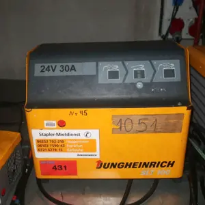 Chargeur de batterie JUNGHEINRICH SLT100