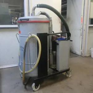Öl-Saugwagen NILFISK Eco-Oil 22