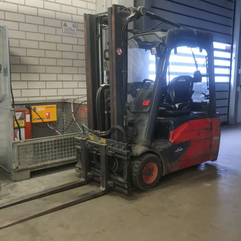 E-Gabelstapler (spätere Freigabe ab 30.12.2024) LINDE E16 L-02