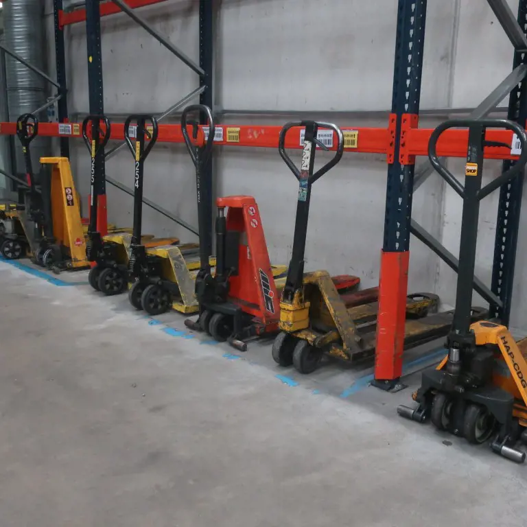 10 Gabelhubwagen