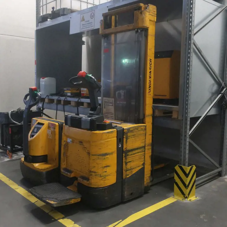 Elektro-Kommissionierstapler JUNGHEINRICH ERC Z14