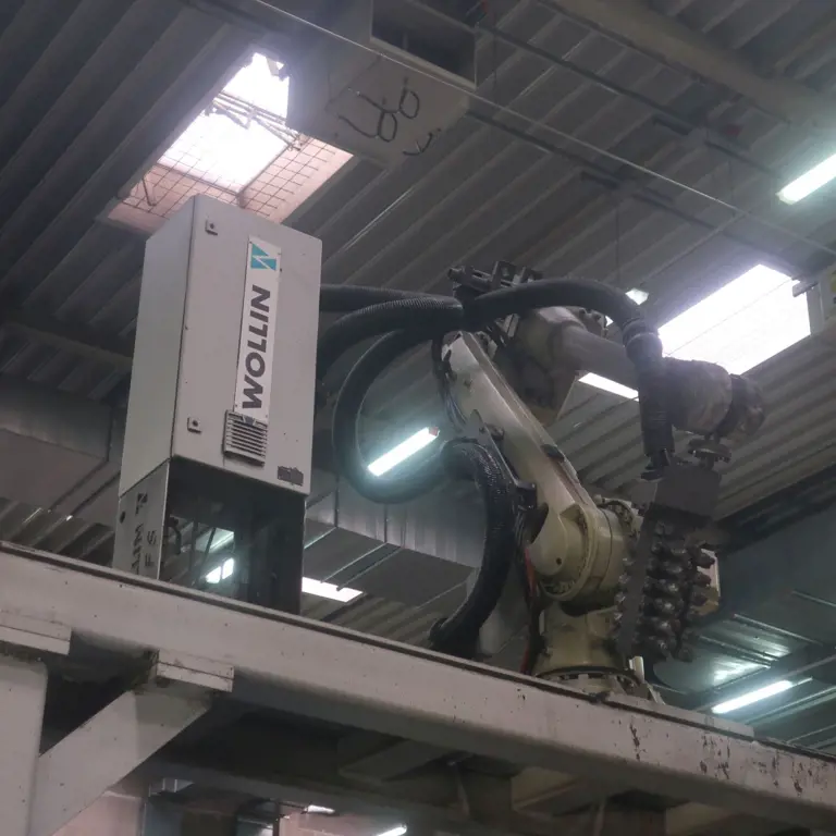 Industrieroboter (Formsprühen) ABB IRB4600