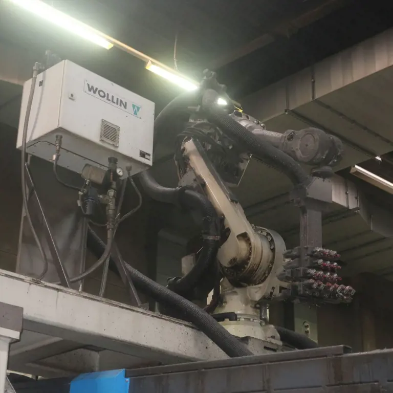 Industrieroboter (Formsprühen) ABB IRB4600