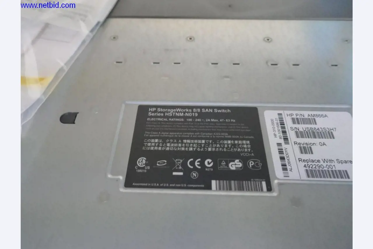 Liquidation partielle d'équipement de bureau et de matériel informatique de haute qualité-4