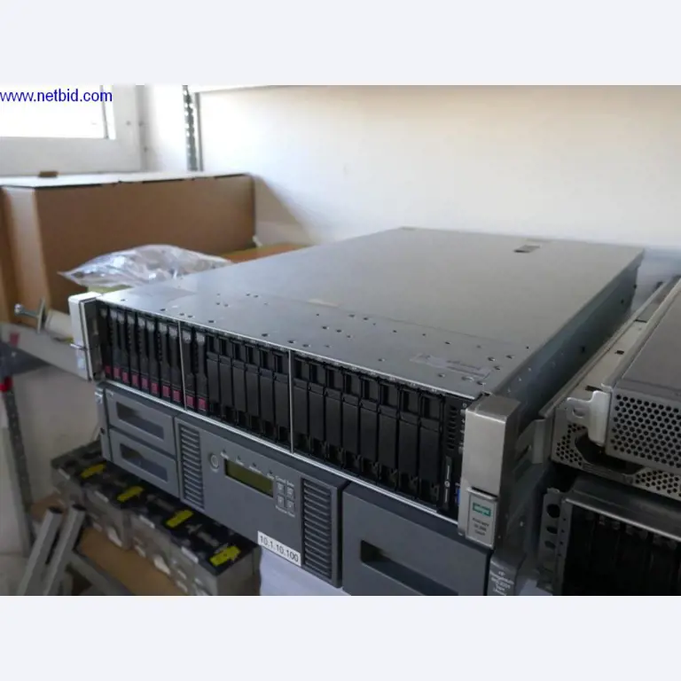 Liquidation partielle d'équipement de bureau et de matériel informatique de haute qualité-7