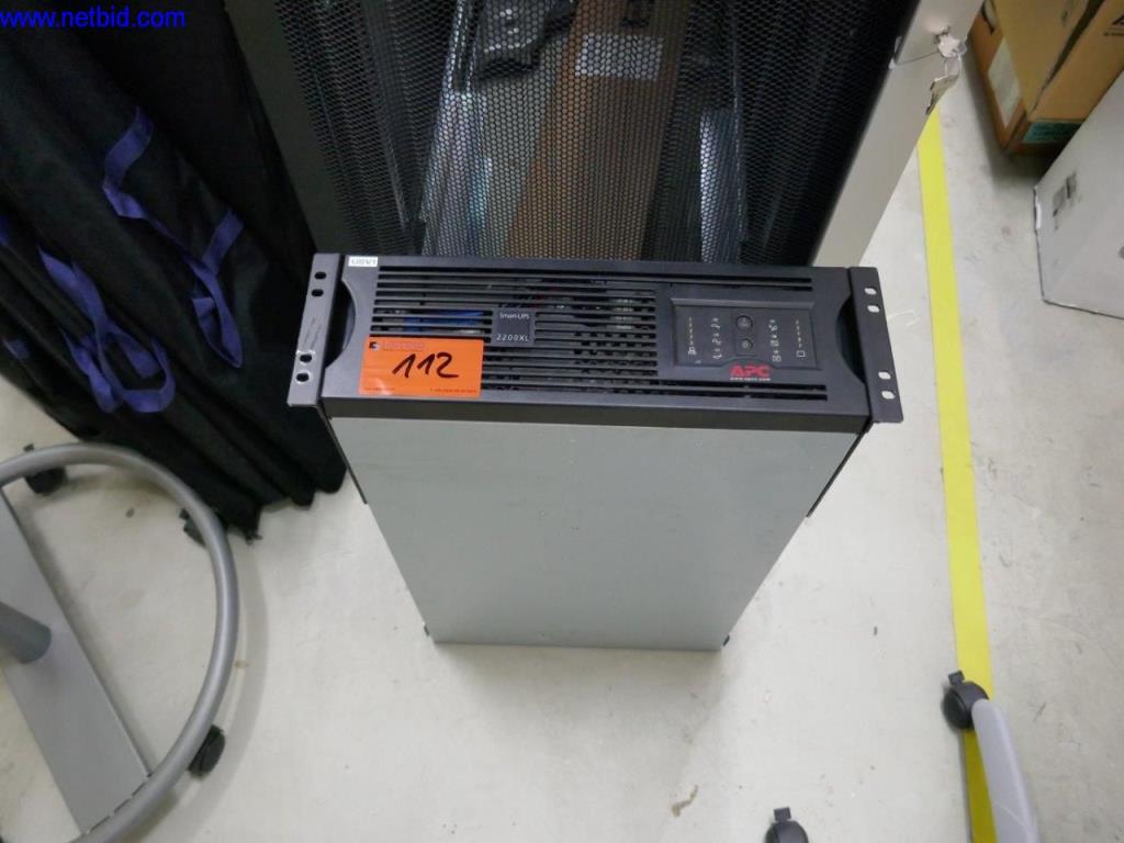Teilauflösung von hochwertigem Büroequipment und Hardware-1