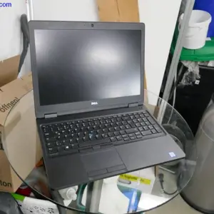 4 Notebooks Dell Precision 3520