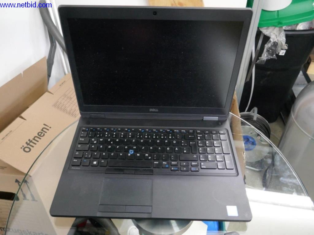 Partial liquidation of high-quality office equipment and hardware-9