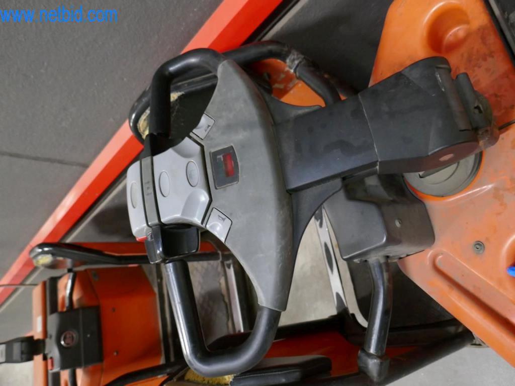 Máquinas y equipos técnicos del sector alimentario en buen estado de conservación-4