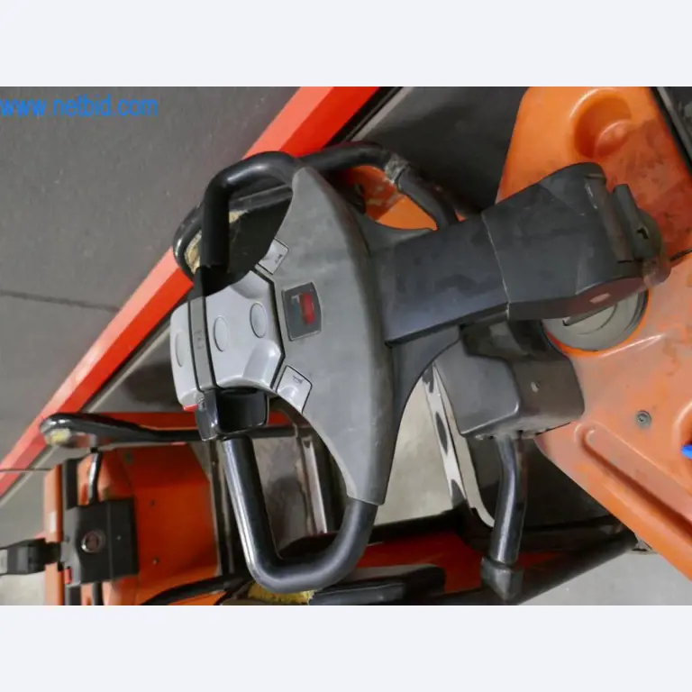 Máquinas y equipos técnicos del sector alimentario en buen estado de conservación-4