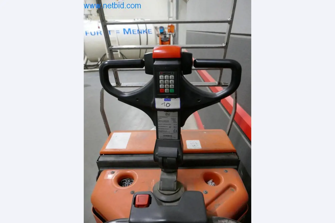 Máquinas y equipos técnicos del sector alimentario en buen estado de conservación-3