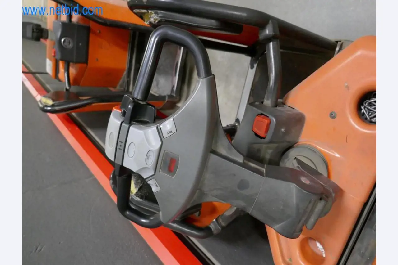 Máquinas y equipos técnicos del sector alimentario en buen estado de conservación-5