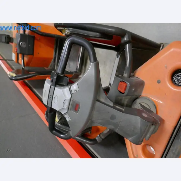 Máquinas y equipos técnicos del sector alimentario en buen estado de conservación-5